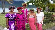23 - Tahitiennes en ceremonie de mariage(FMin)
